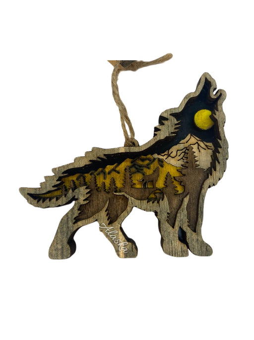 Wooden Cut out, Howling Wolf Ornament COLLECTIBLES / ORNAMENTS