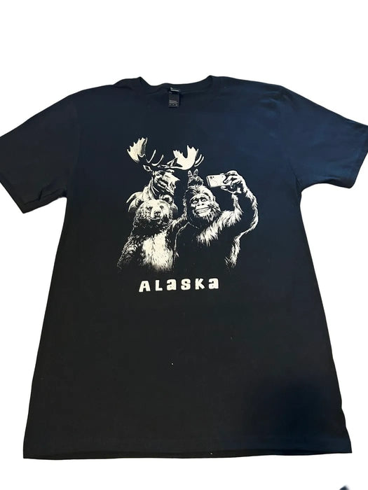 Alaska Animal Selfie T-shirt T-SHIRT